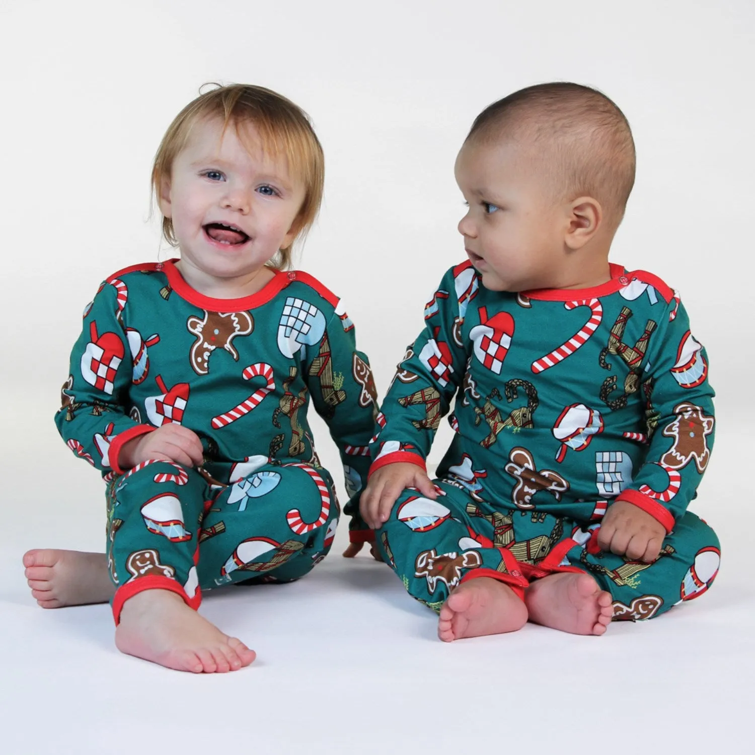 Smfolk Petroleum Green Longrmet Jumpsuit With Christmas Decorations